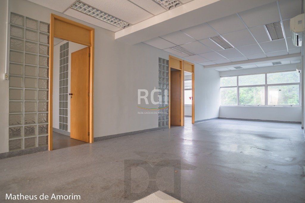 Loja para Venda - 253.09m², 0 dormitórios, Auxiliadora — foto 2