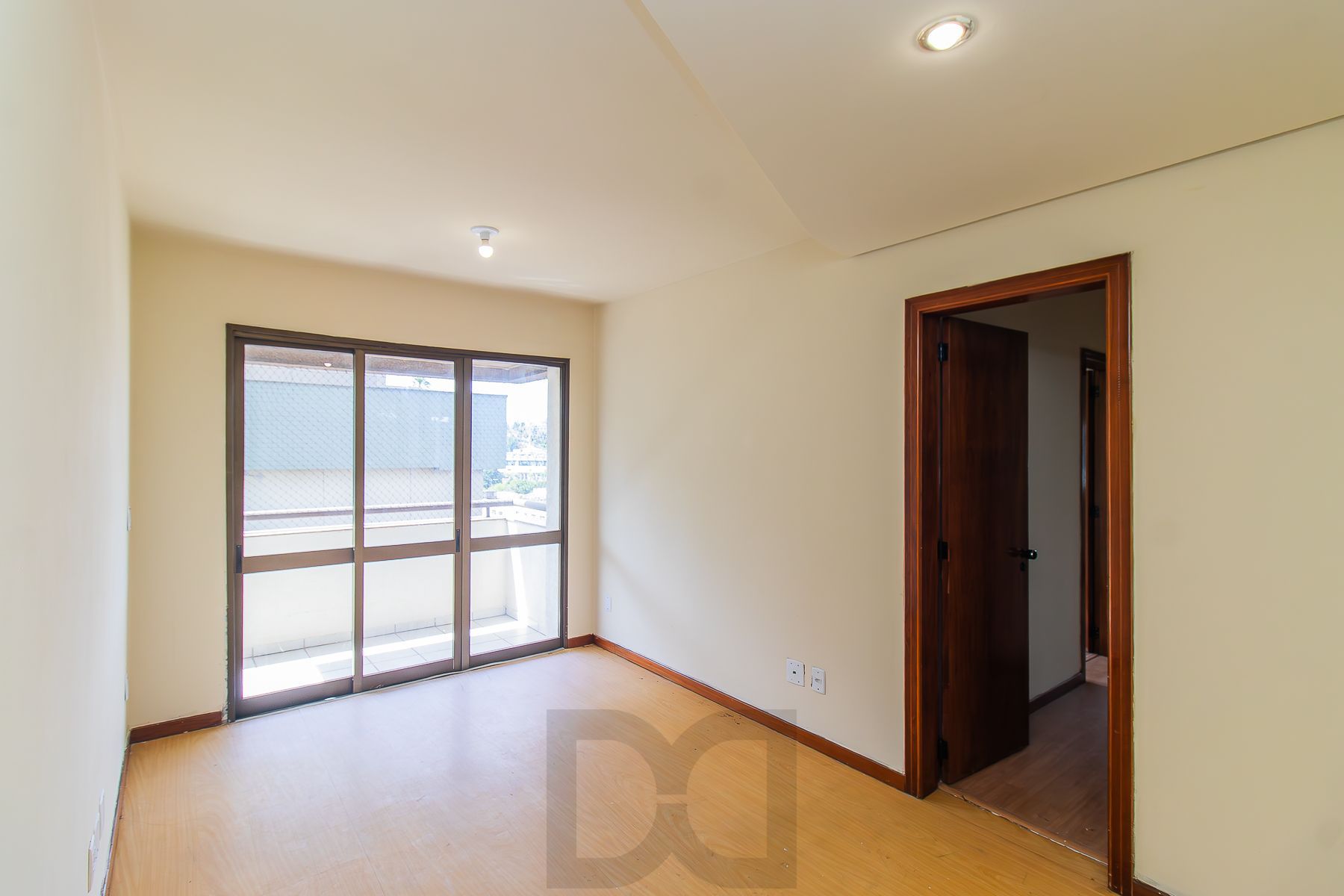 Apartamento 2 dormitórios com 1 vaga — foto 2