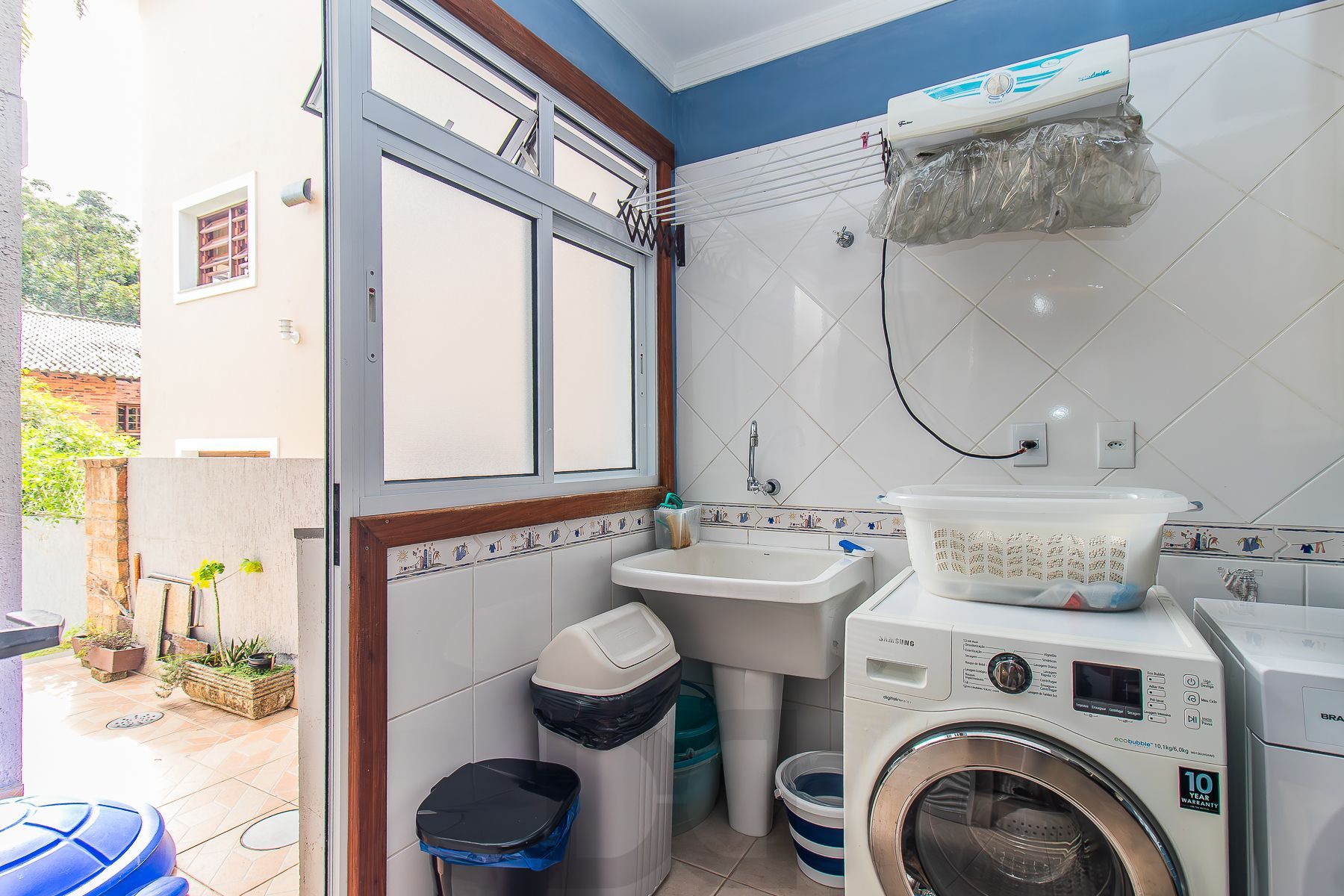 CASA DE 4 DORMITÓRIOS EM CONDOMÍNIO - 320 m² - 4 VAGAS DE GARAGEM — foto 49