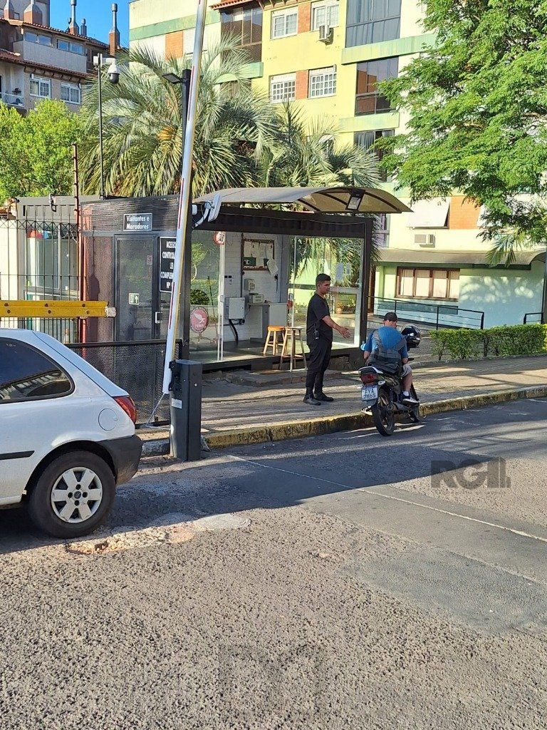 Apartamento- 2 dormitórios - 57,37 m² - CAVALHADA — foto 25