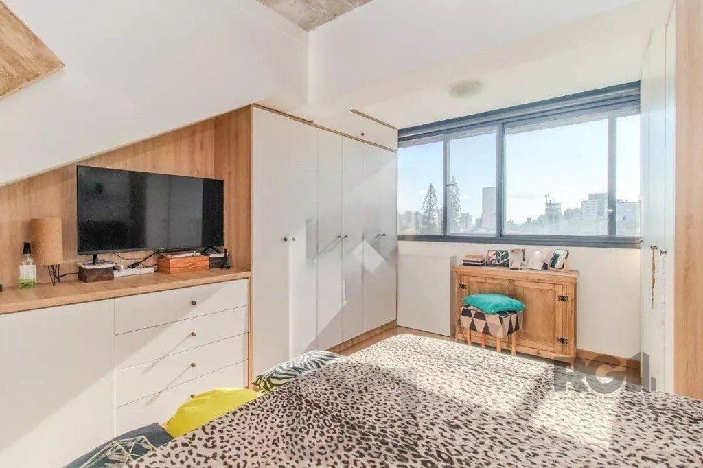 COBERTURA DUPLEX COM 1 DORMITÓRIO E VAGA DE GARAGEM — foto 4