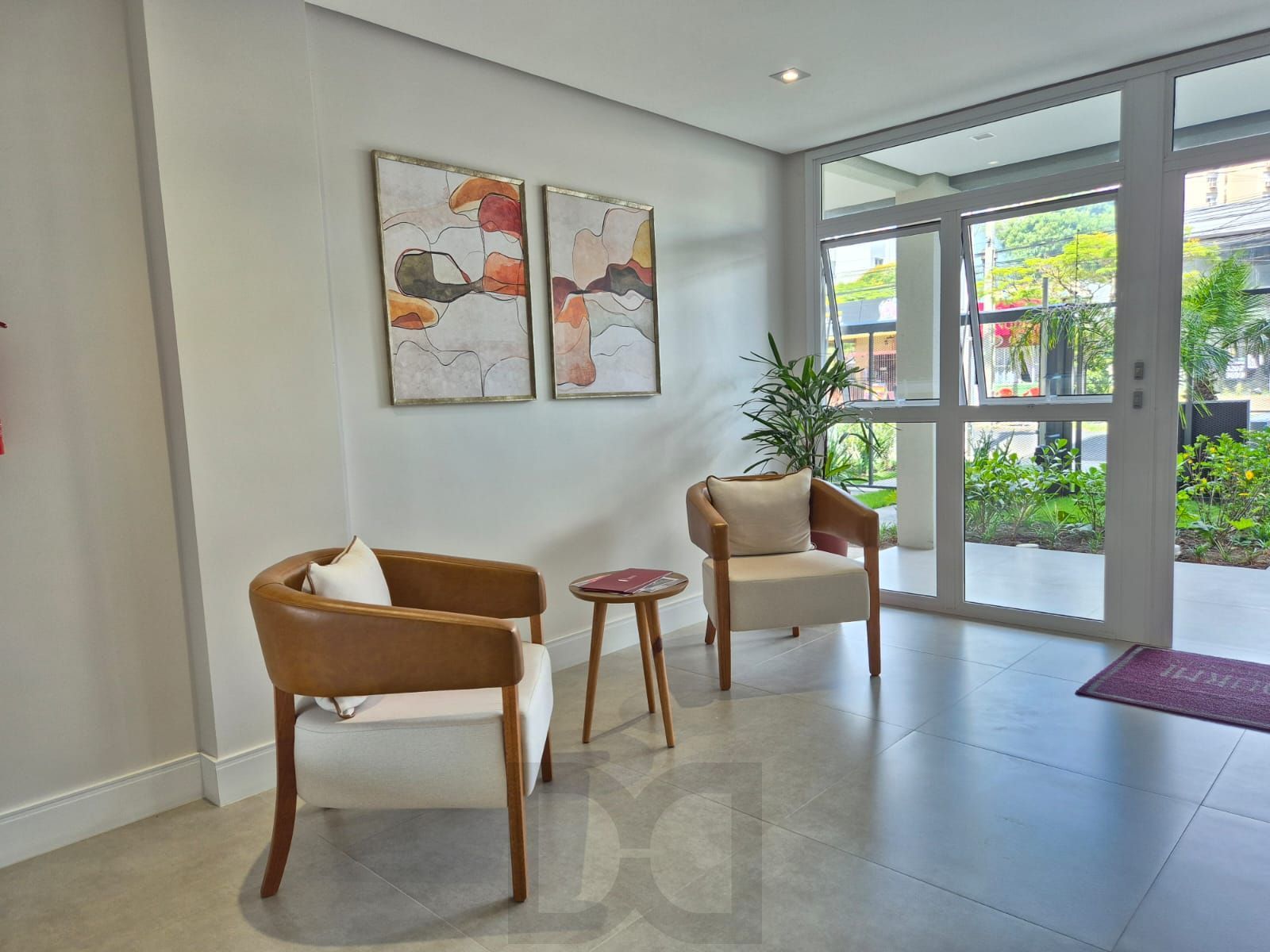 Apartamento 2 Dormitórios com Vaga de Garagem | Pronto para Morar! — foto 3