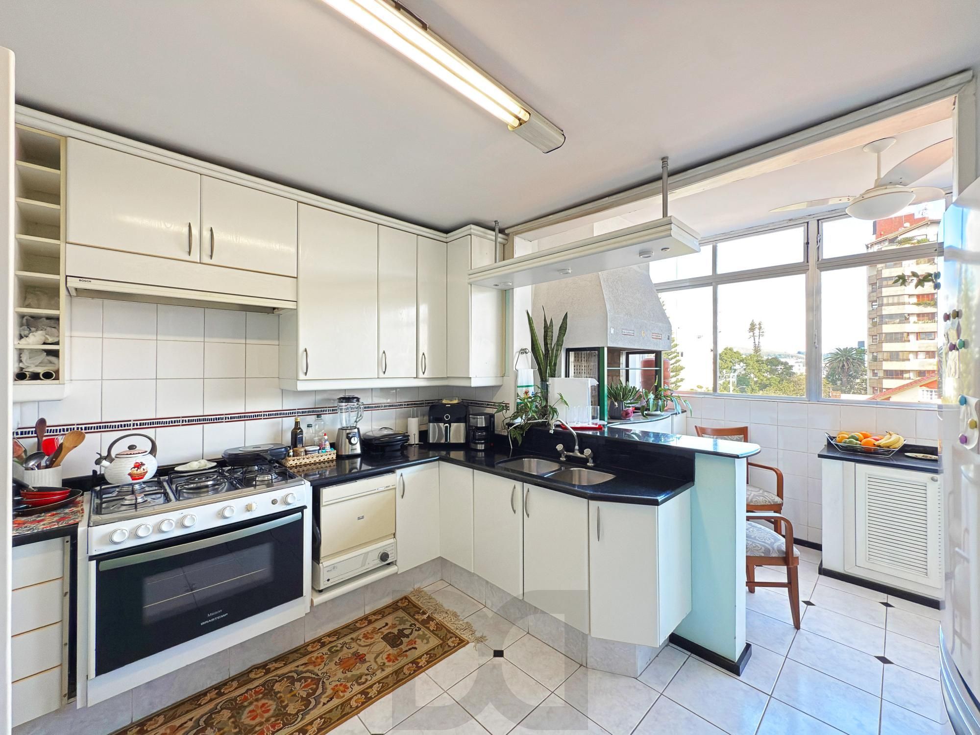 231,8 m², 3 dormitórios com suíte, 1 vaga — foto 19