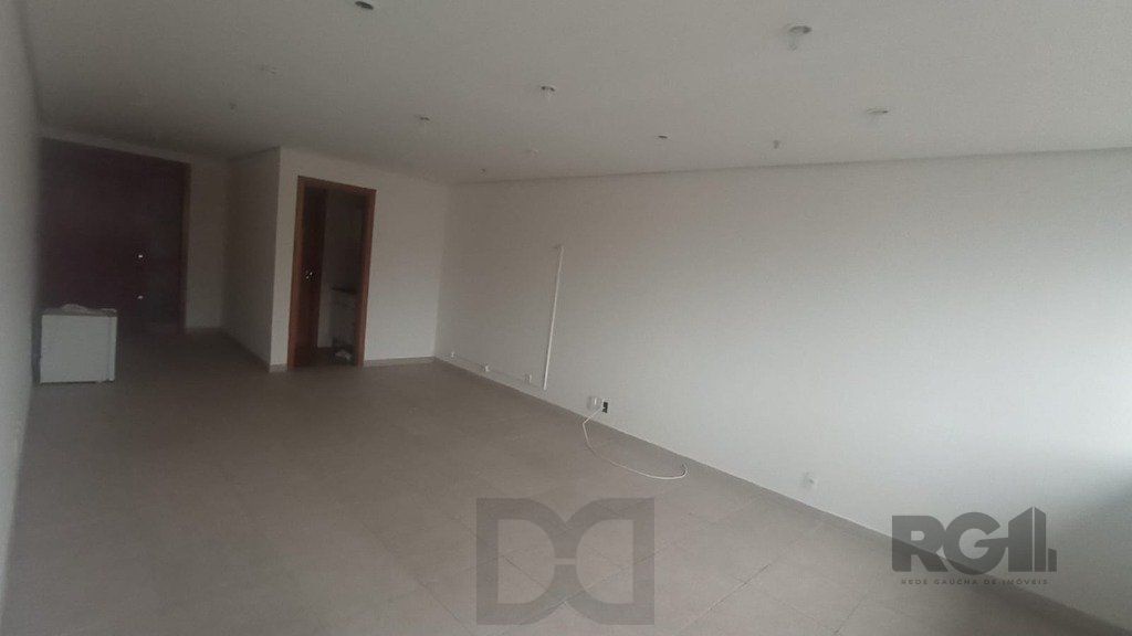 SALA - 41 M² - 1 VAGA - MENINO DEUS — foto 6