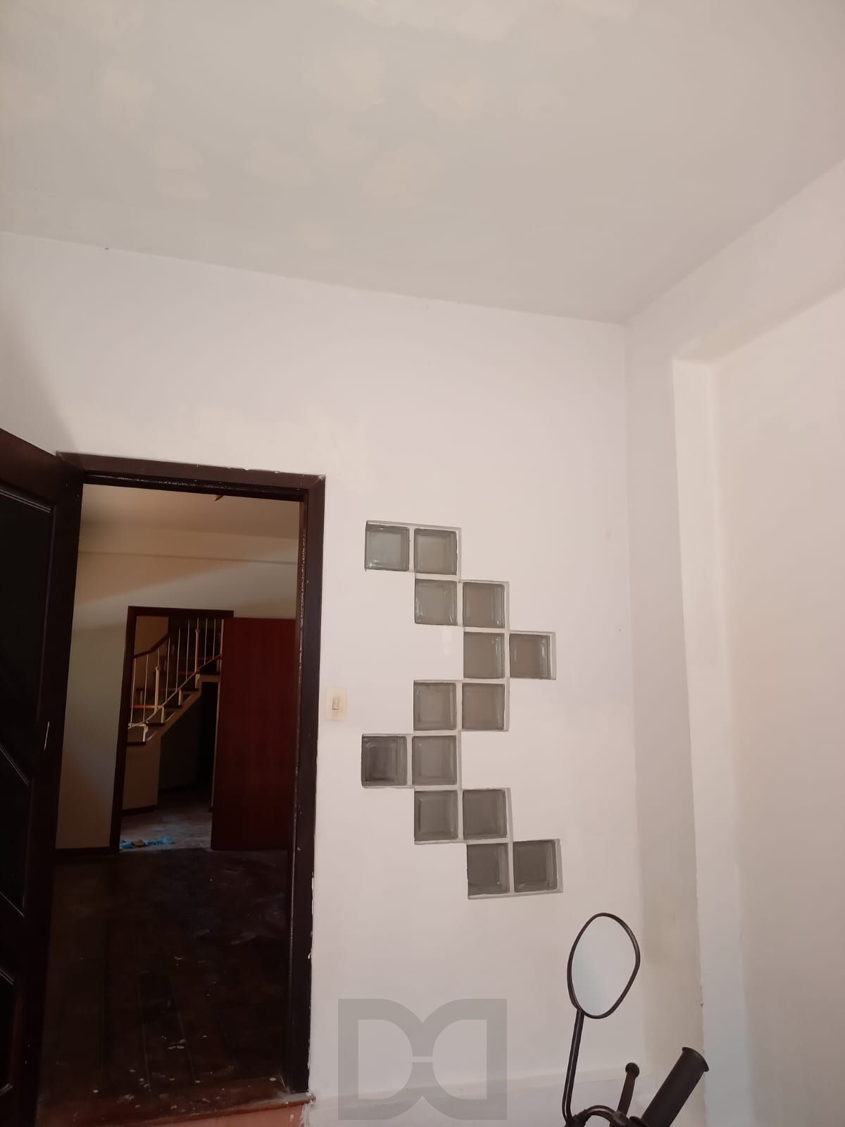 Ótima Casa com 4 Dormitórios no Bairro Cidade Baixa — foto 8