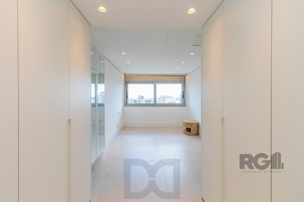 apartamento - 4 dormitórios - 4 vagas - 388,44 m² - Moinhos de Vento — foto 14
