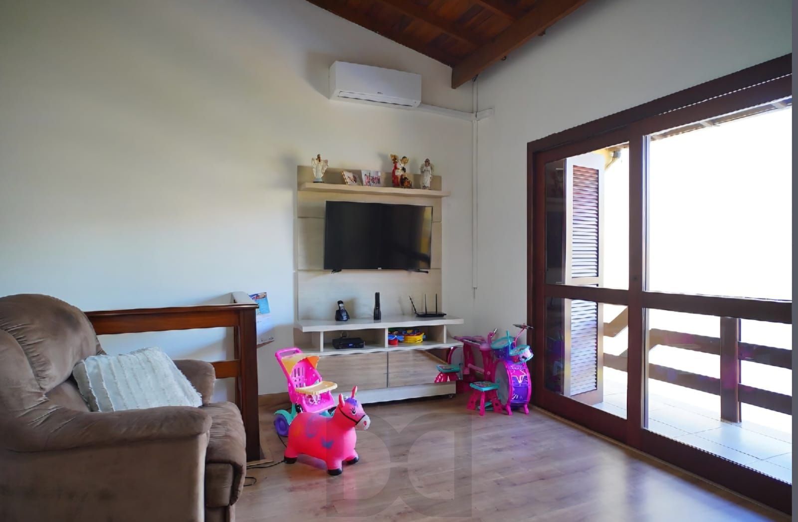 Casa com Piscina - no Partenon — foto 22