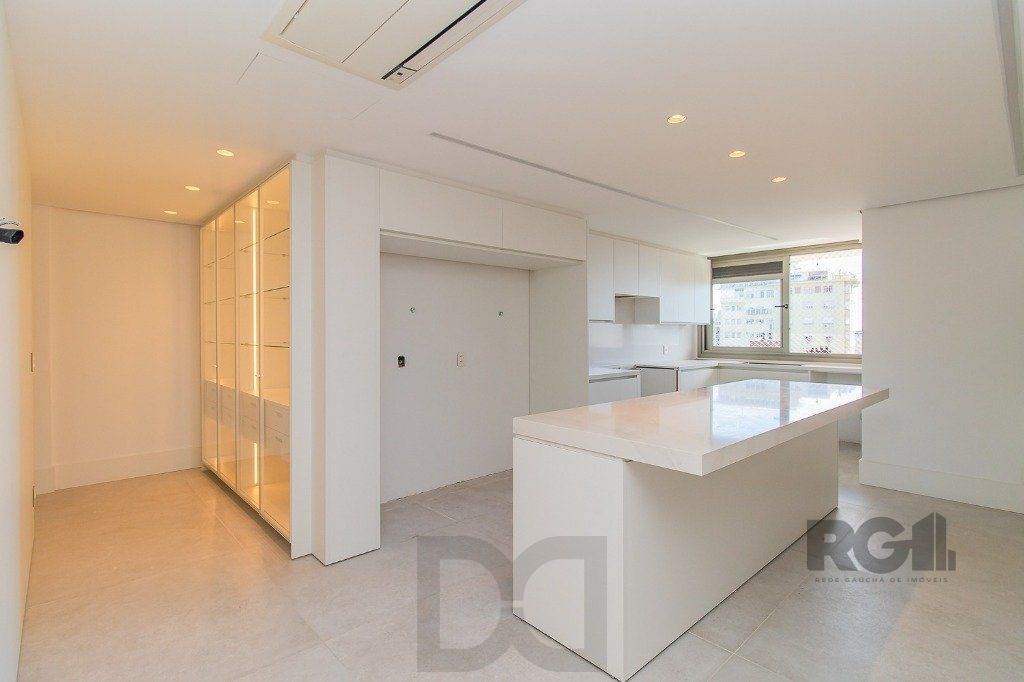 apartamento - 4 dormitórios - 4 vagas - 388,44 m² - Moinhos de Vento — foto 7