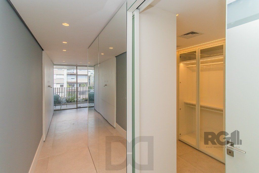 apartamento - 4 dormitórios - 4 vagas - 388,44 m² - Moinhos de Vento — foto 18