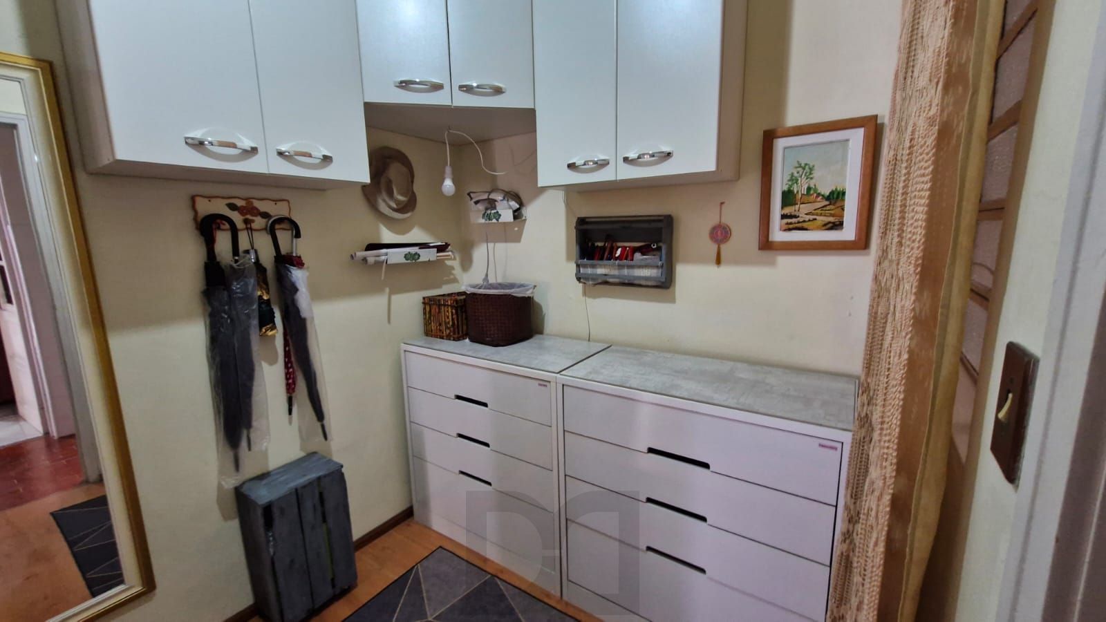 Apartamento no Menino Deus com 2 dormitórios e dependência de empregada com banheiro — foto 11