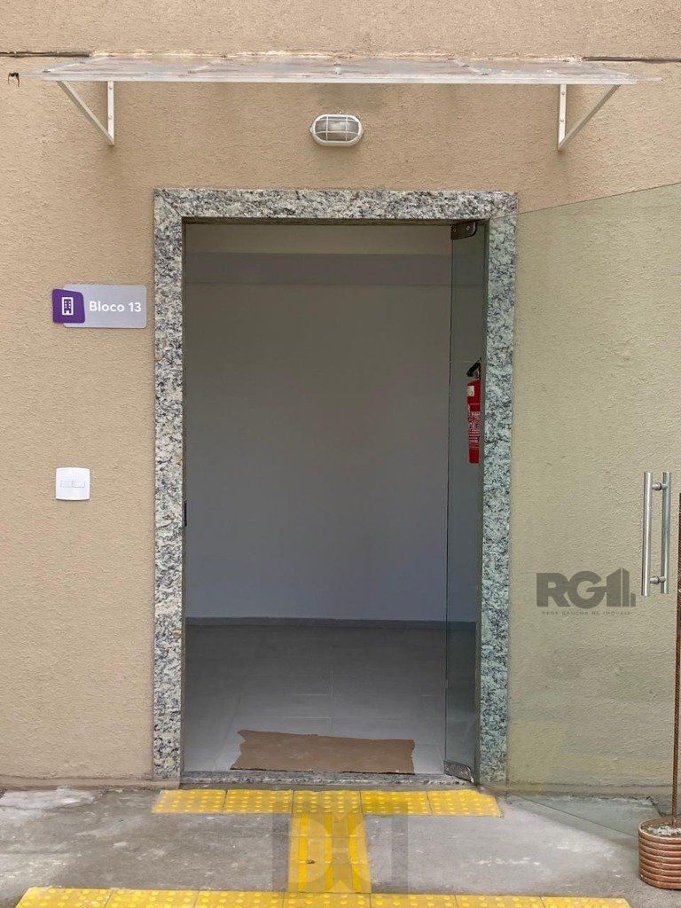 APARTAMENTO - 2 dorms. 1 vaga - 40,00 m² - CAVALHADA — foto 28