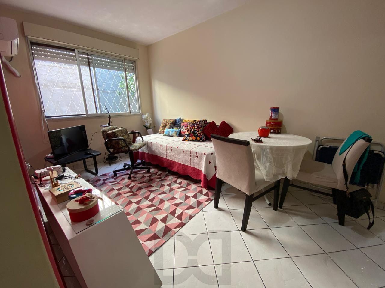 Apartamento 74m², 3 dormitórios no Cristal — foto 2