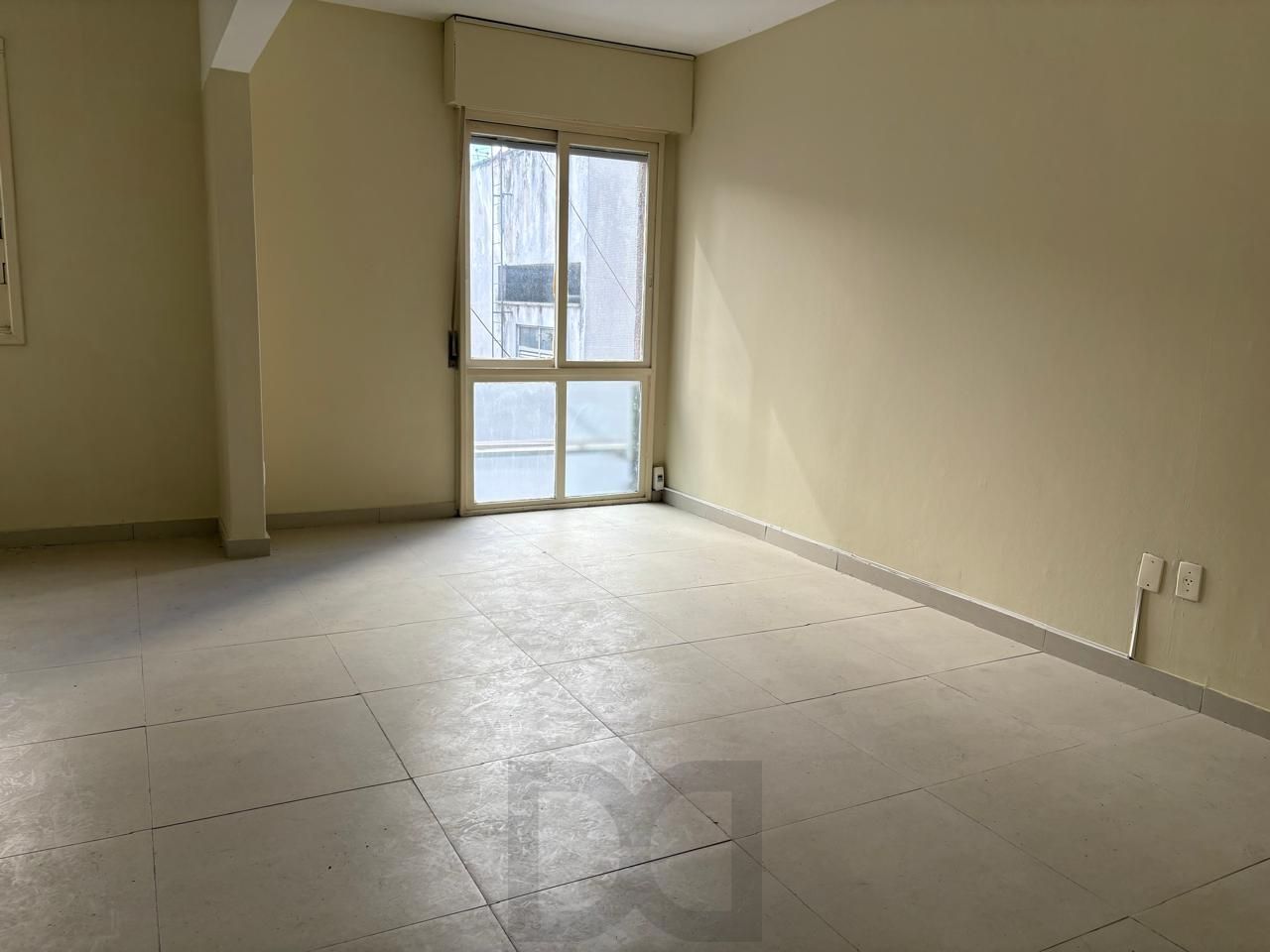 Sala comercial 26,73 no centro de Porto alegre — foto 3