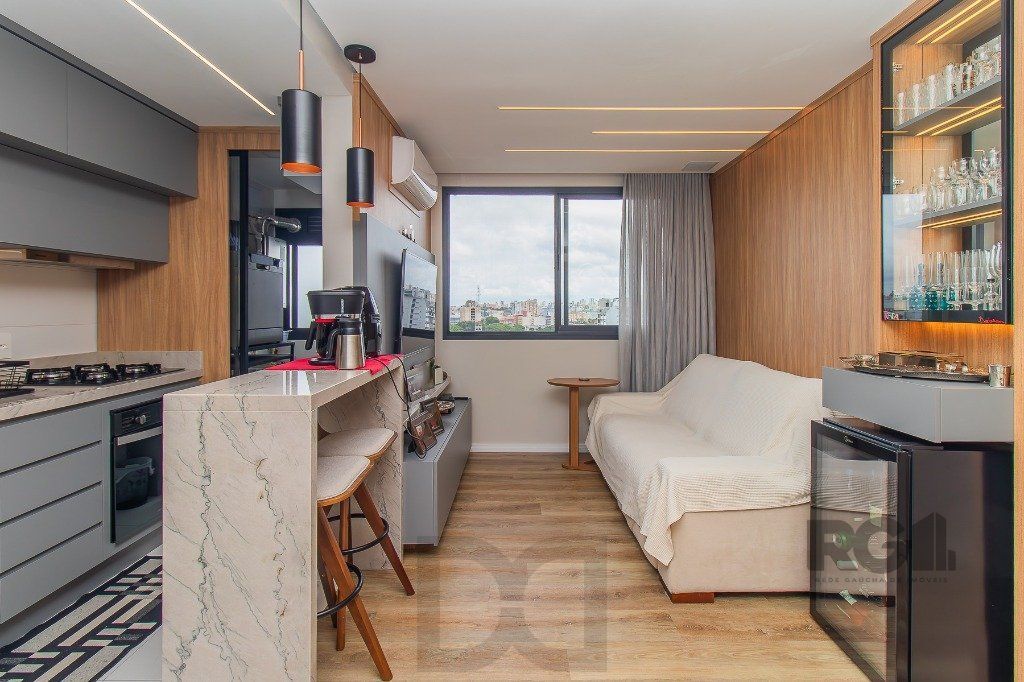 2 dormitórios, com suíte semi mobiliado — foto 1