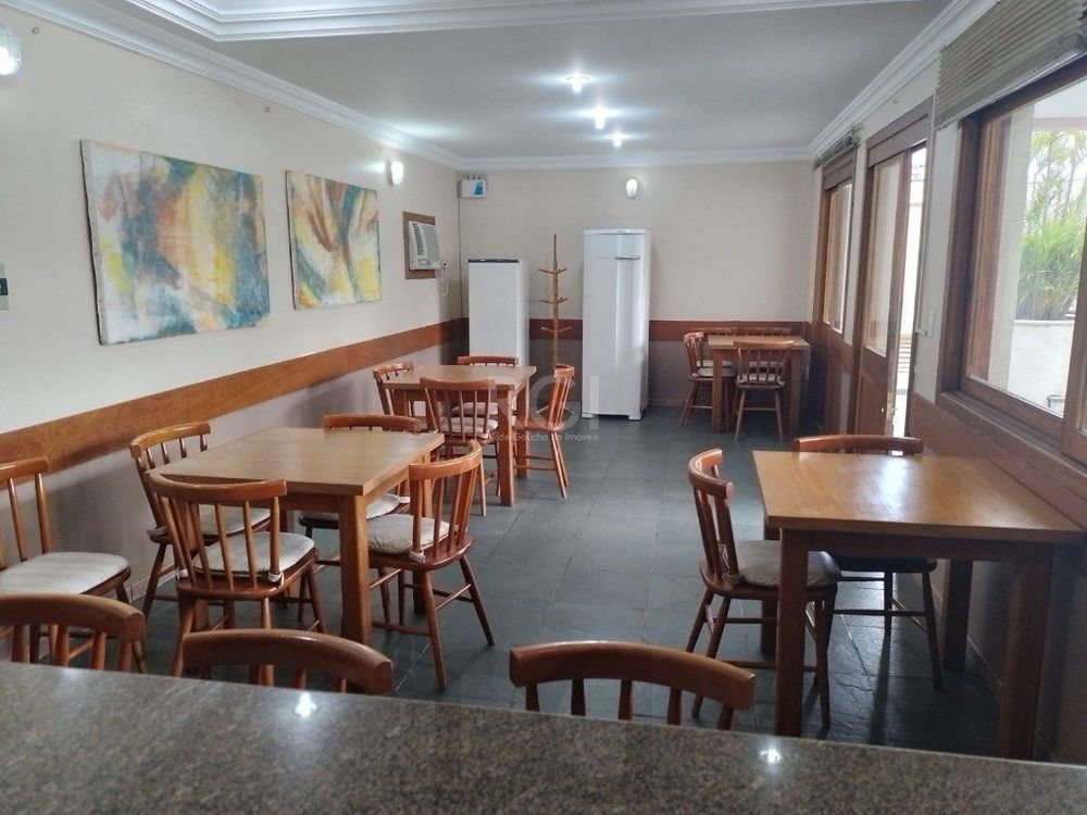ÓTIMO APARTAMENTO 2 DORMITÓRIOS COM VAGA ESCRITURADA NO MENINO DEUS — foto 6