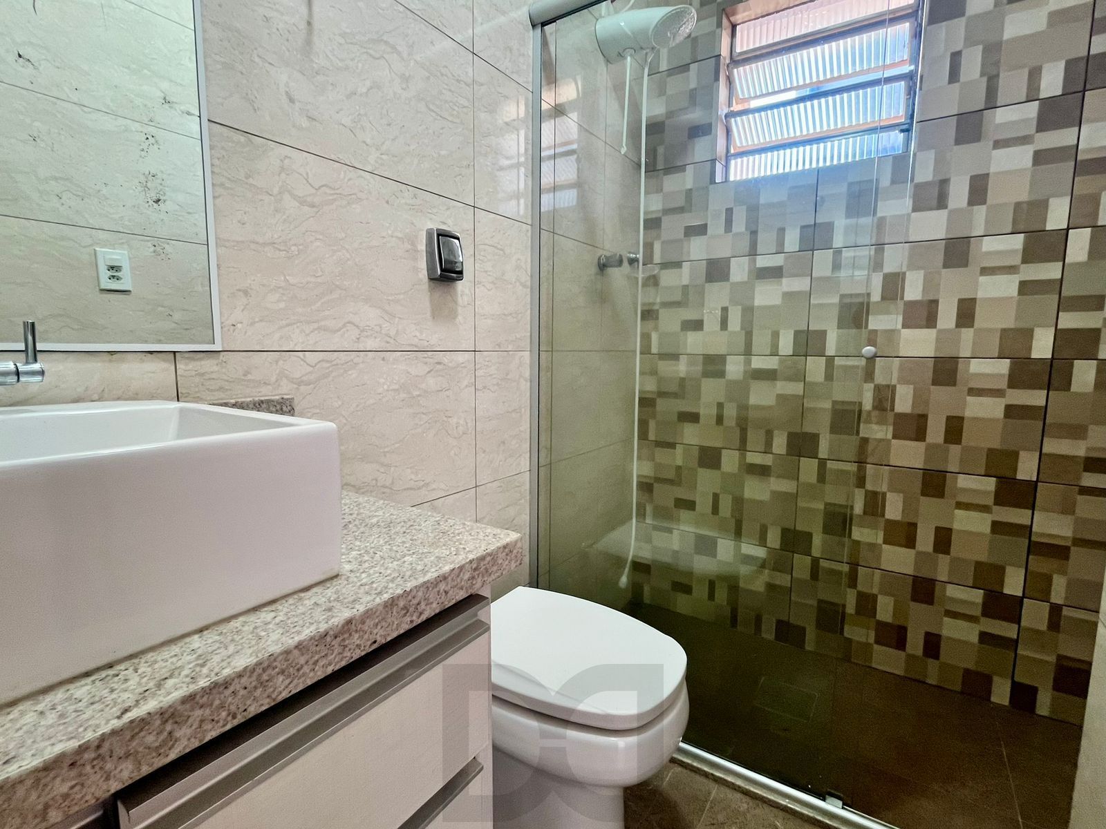 2 Casas independentes em terreno de 480m. — foto 63