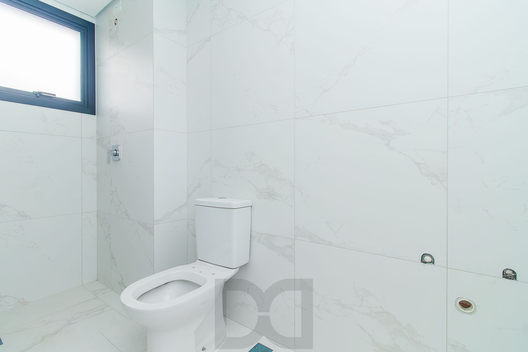 APARTAMENTO 2 D (um suíte) 80,45m² - 1 vaga simples descoberta- MENINO DEUS — foto 27