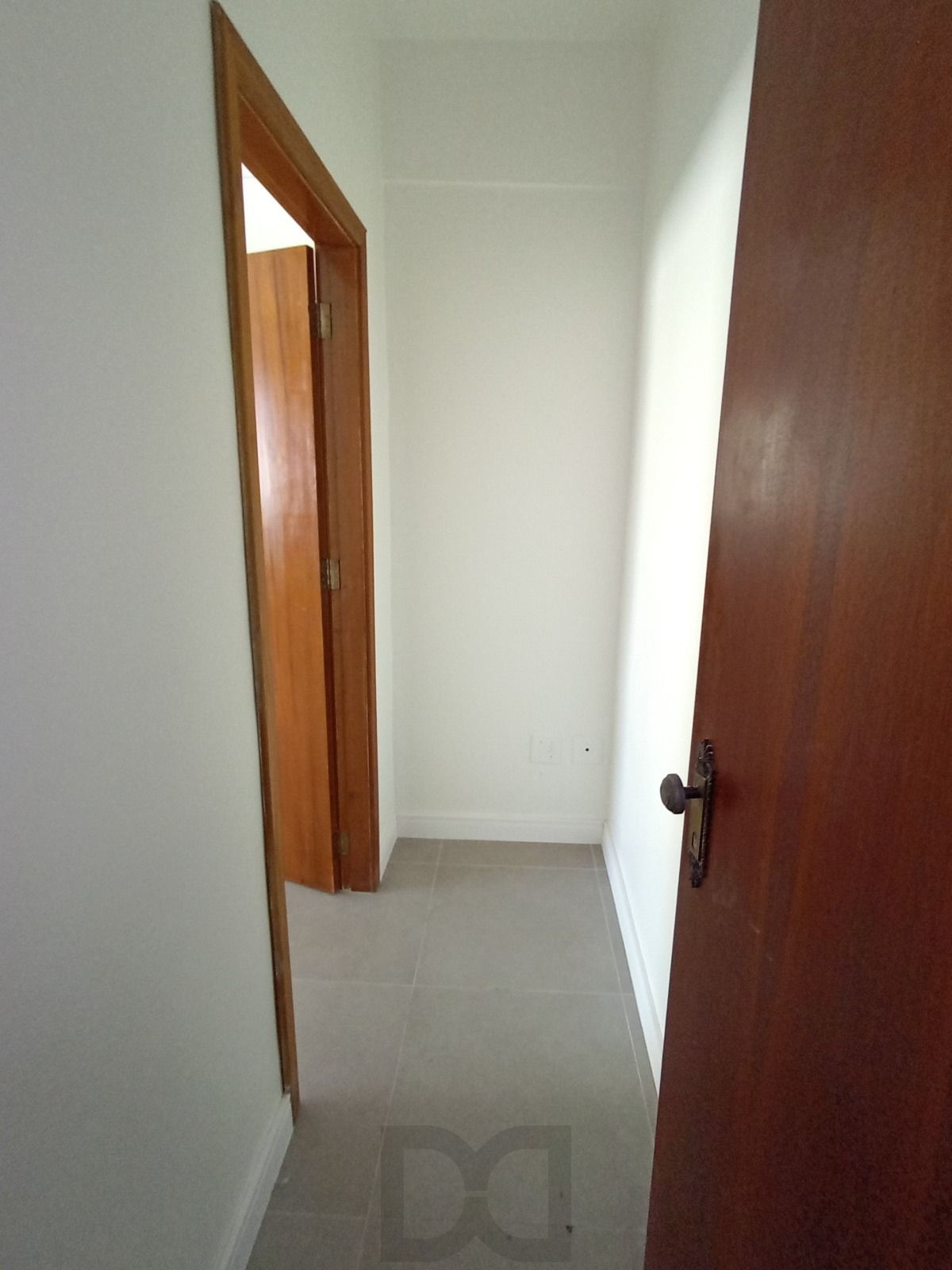 Excelente oportunidade!!! Sala Comercial no coração do Menino Deus!! Toda estrutura por apenas R$ 140.000,00!! — foto 7