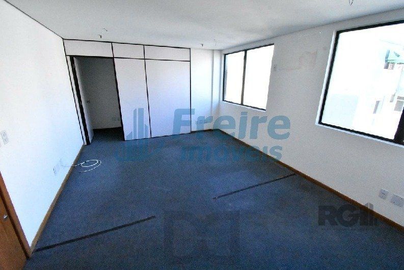 SALA - 32,00 m² - 1 vaga - MENINO DEUS — foto 2