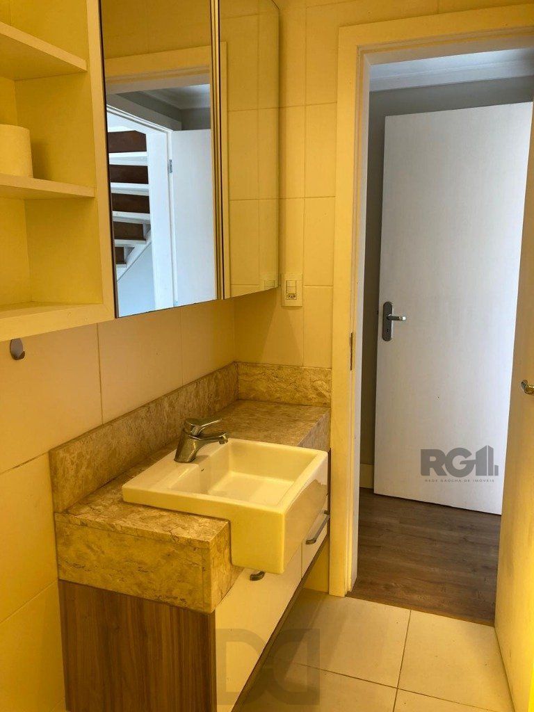 APARTAMENTO DE COBERTURA - 2 dorms. - 1 vaga - 118,02 m² - MENINO DEUS — foto 23