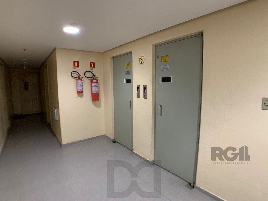 SALA - 32,00 m² -MENINO DEUS — foto 7