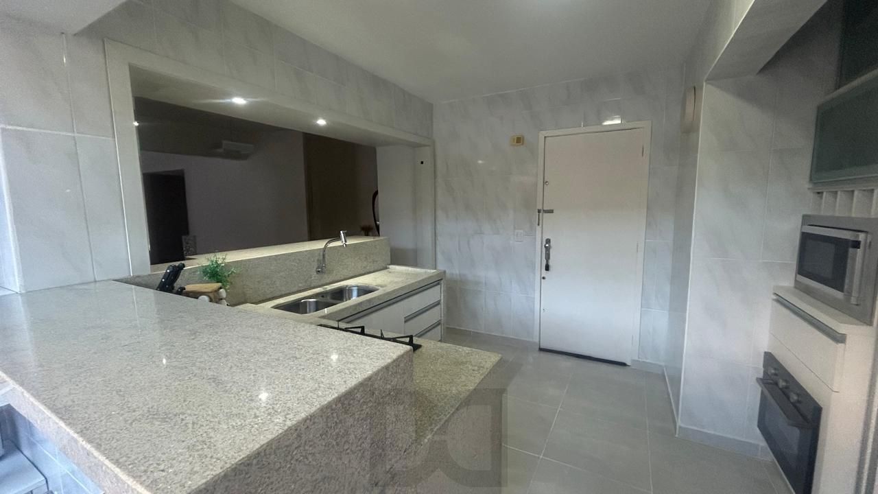 APARTAMENTO DE FRENTE 03 DORMITÓRIOS -MENINO DEUS — foto 24