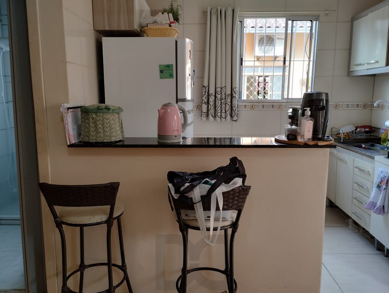 Terreno com duas frentes, três casas (duas c/dois dormitórios e a outra tipo tipo JK) — foto 13