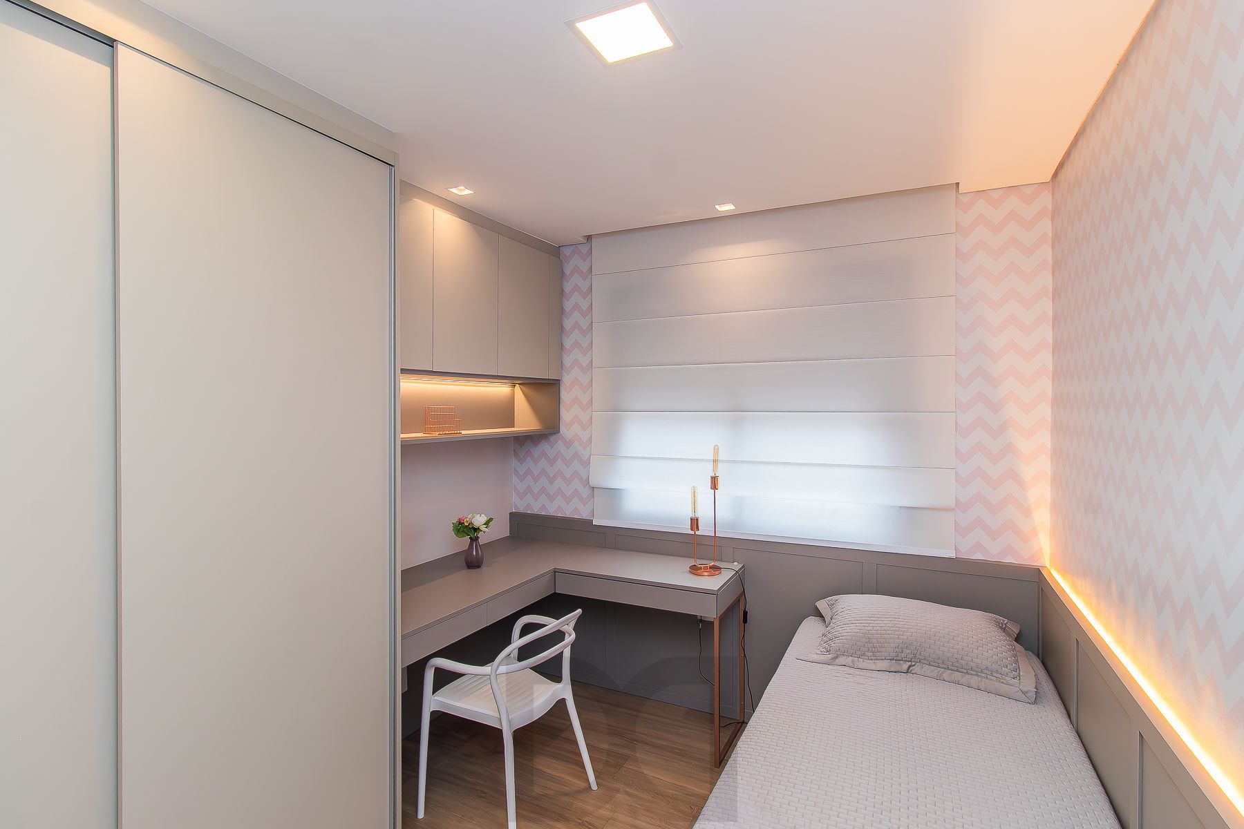 APARTAMENTO 2 D (um suíte) 80,45m² - 1 vaga simples descoberta- MENINO DEUS — foto 48