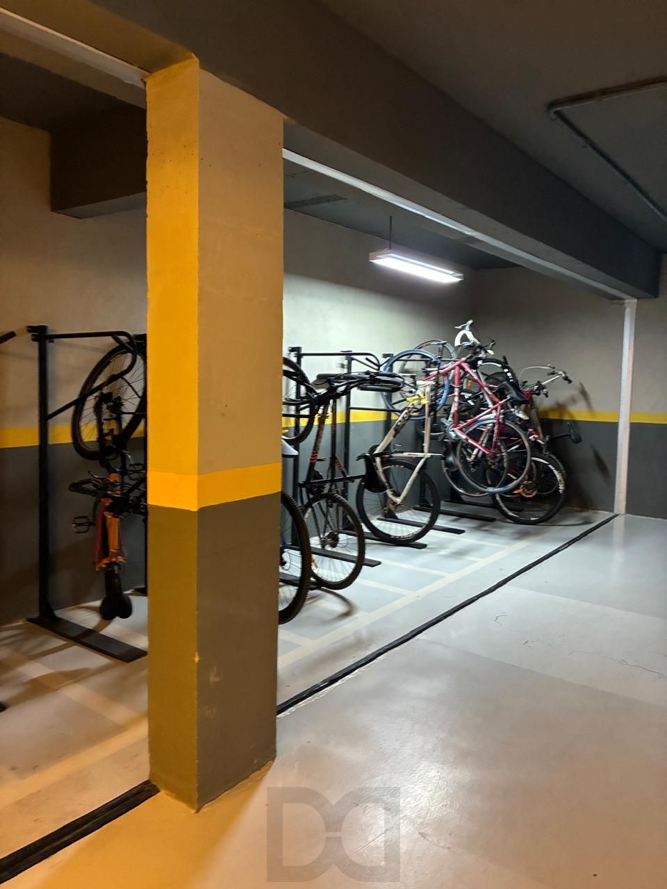 Lindo imóvel 2 dormitórios, 1 suíte, 64 m2, vaga de garagem no bairro Praia de Belas — foto 21