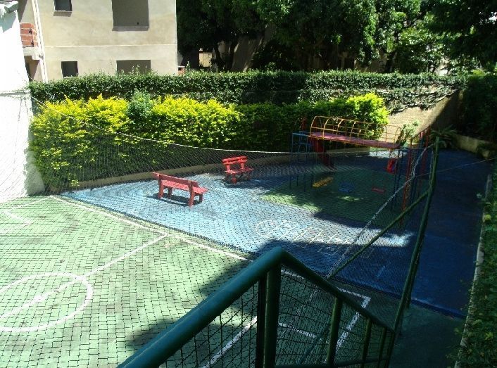 ÓTIMO APARTAMENTO 2 DORMITÓRIOS COM VAGA ESCRITURADA NO MENINO DEUS — foto 5