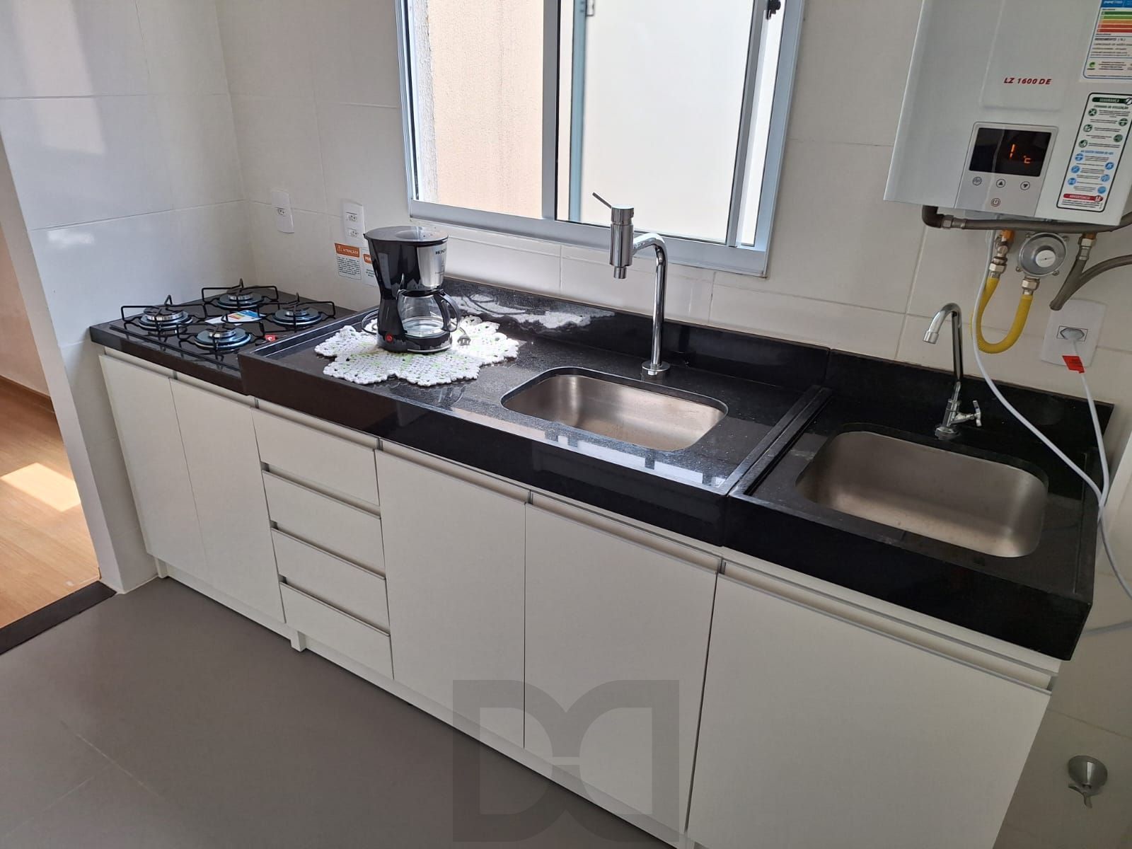 Apartamento 02 dormitorios com estacionamento privativo - Cavalhada — foto 3