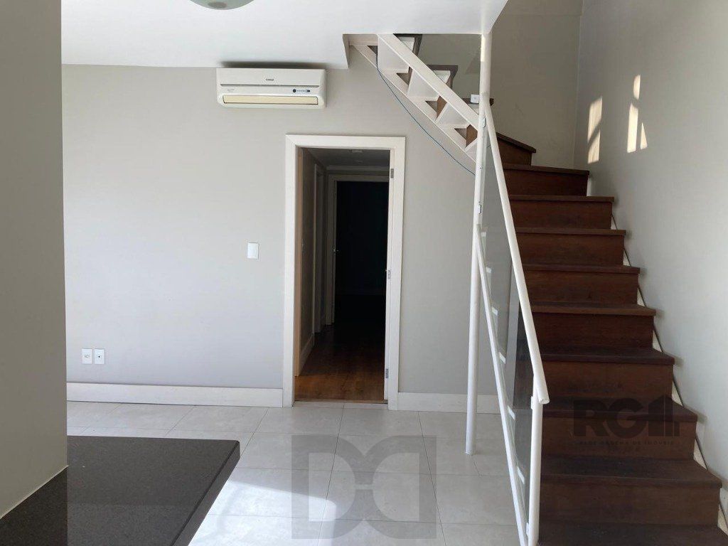 APARTAMENTO DE COBERTURA - 2 dorms. - 1 vaga - 118,02 m² - MENINO DEUS — foto 20