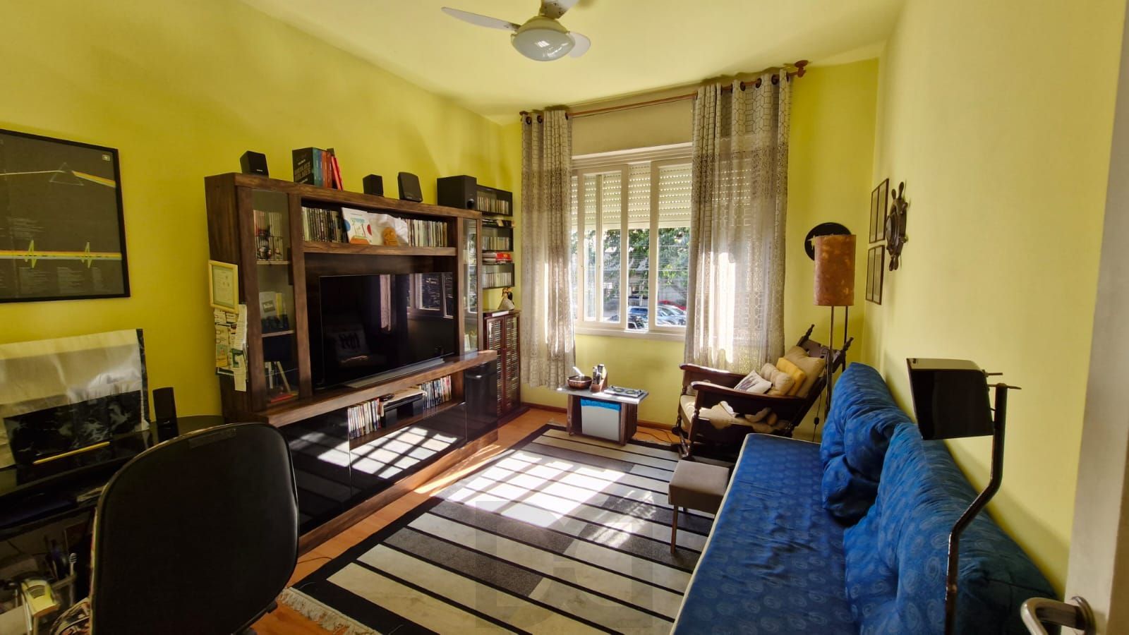 Apartamento no Menino Deus com 2 dormitórios e dependência de empregada com banheiro — foto 7