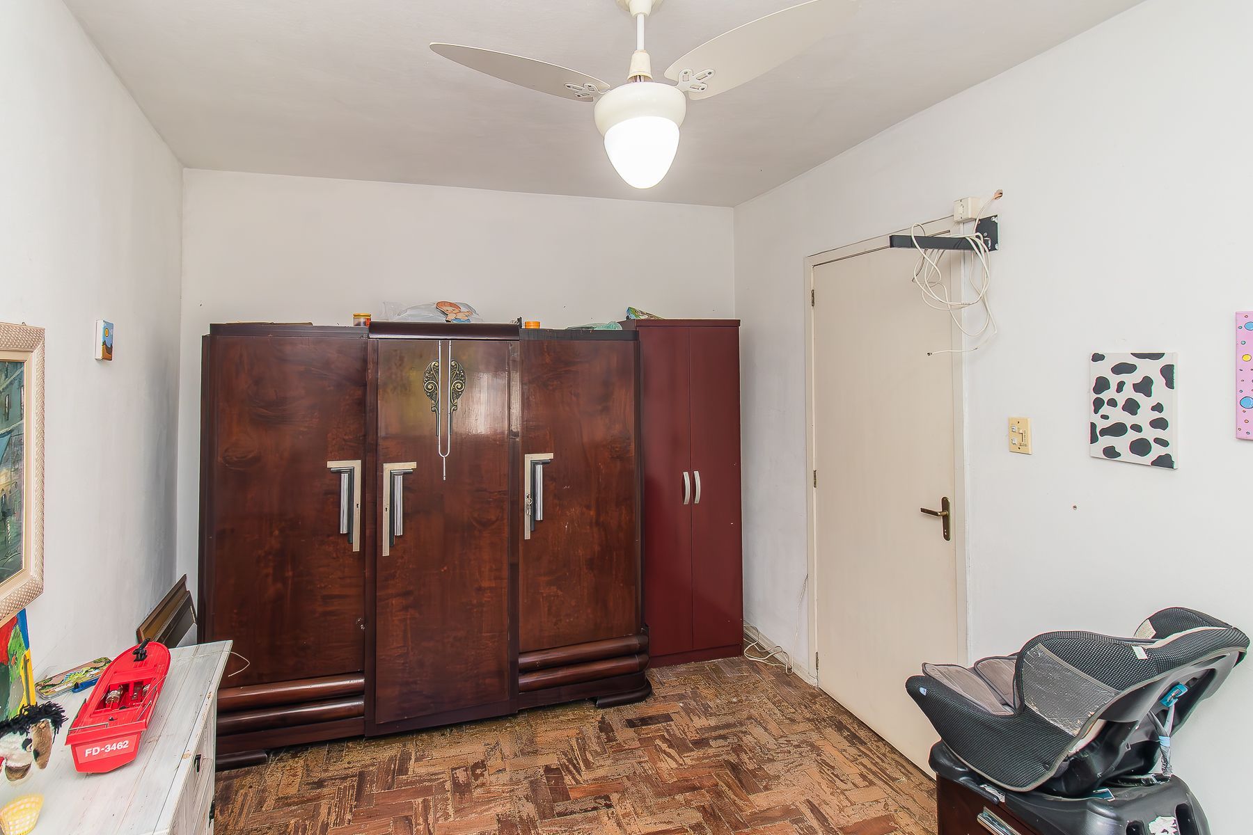 3 Dormitórios, com lareira, churrasqueira e piscina — foto 14