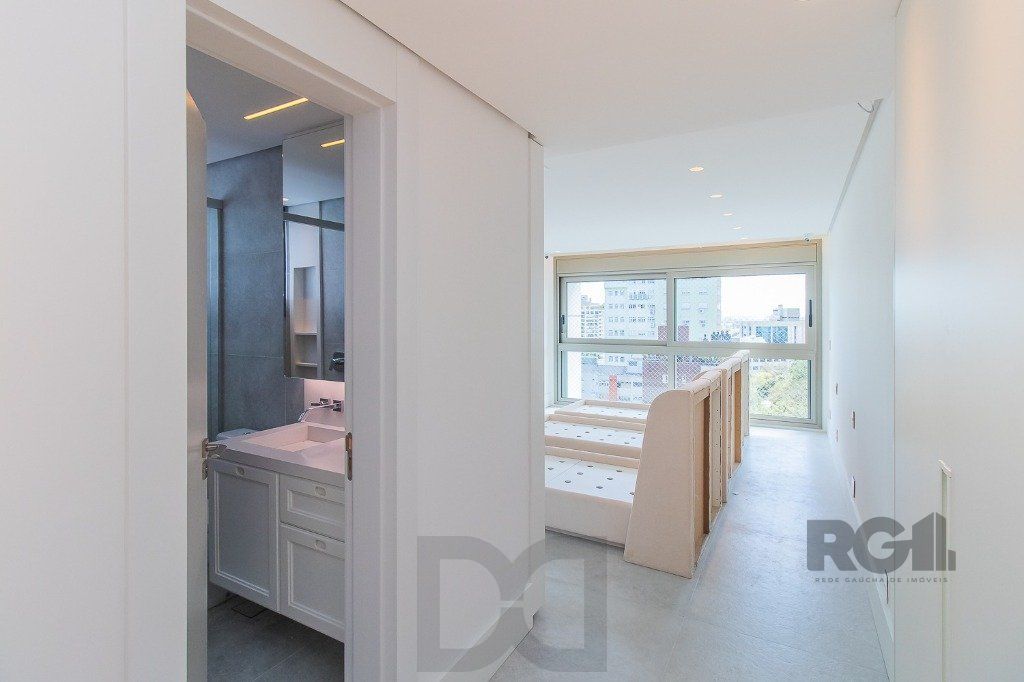 apartamento - 4 dormitórios - 4 vagas - 388,44 m² - Moinhos de Vento — foto 23