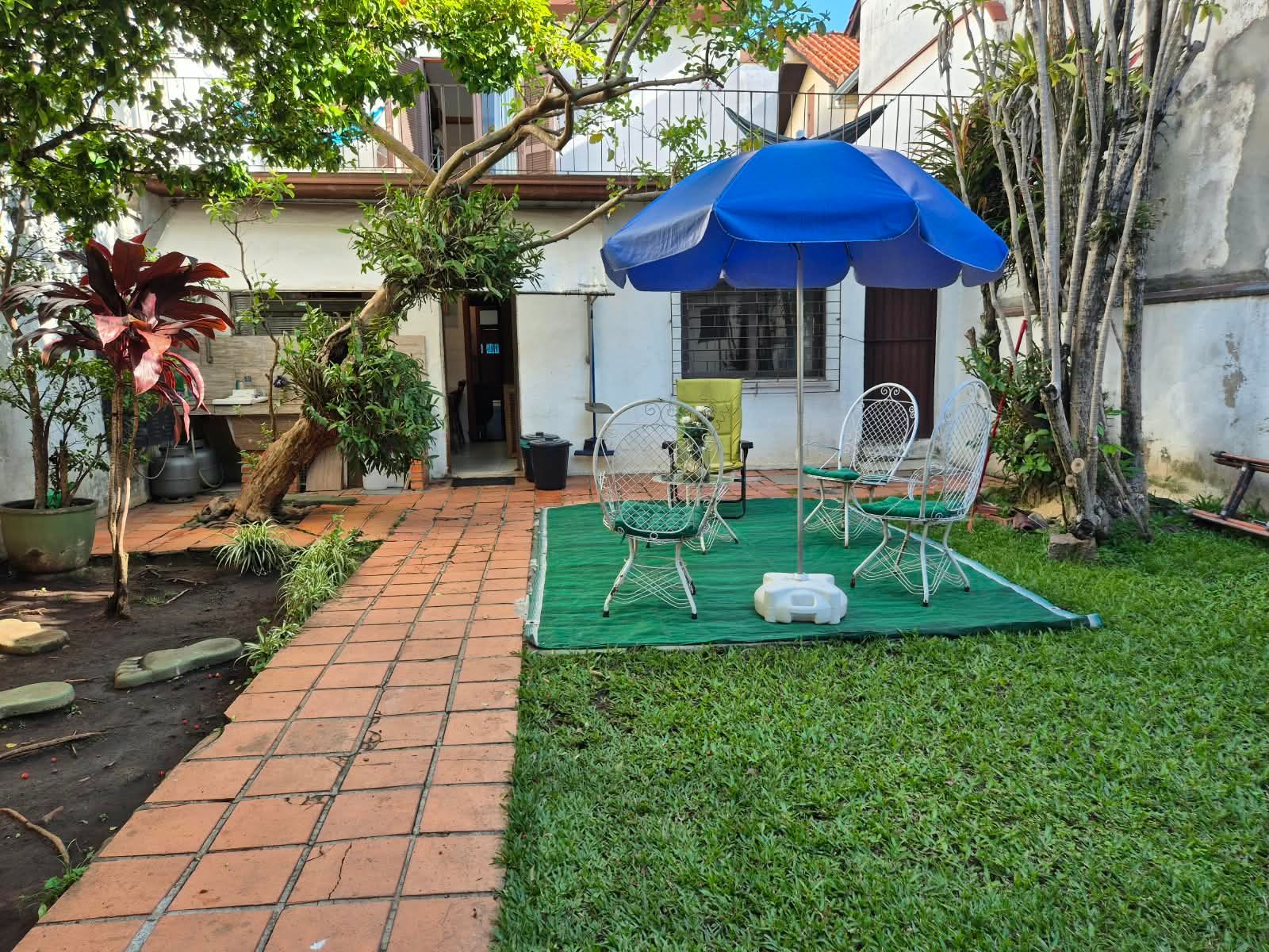 Casa com amplo pátio — foto 18