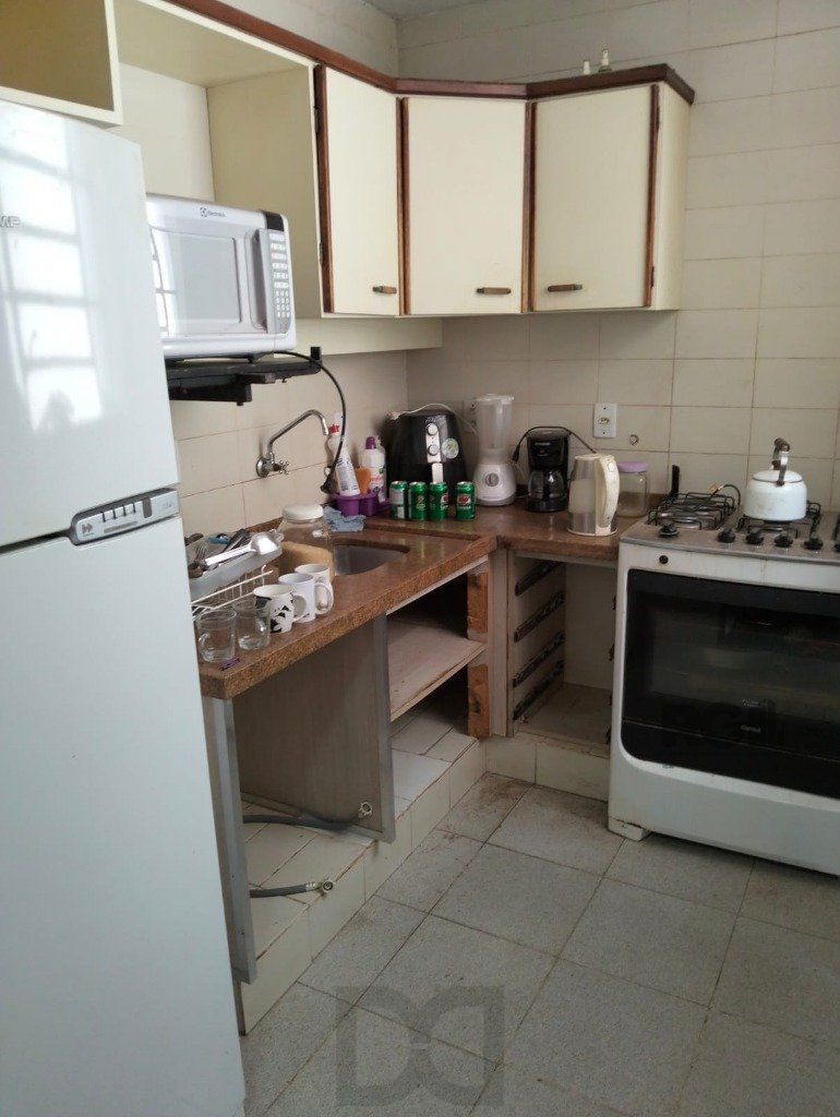 Apartamento 3 Dormitórios , dependência de empregada e vaga de garagem. — foto 12