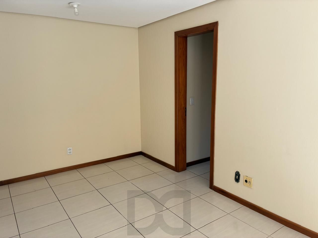 ÓTIMO APARTAMENTO 2 DORMITÓRIOS COM VAGA ESCRITURADA NO MENINO DEUS — foto 64