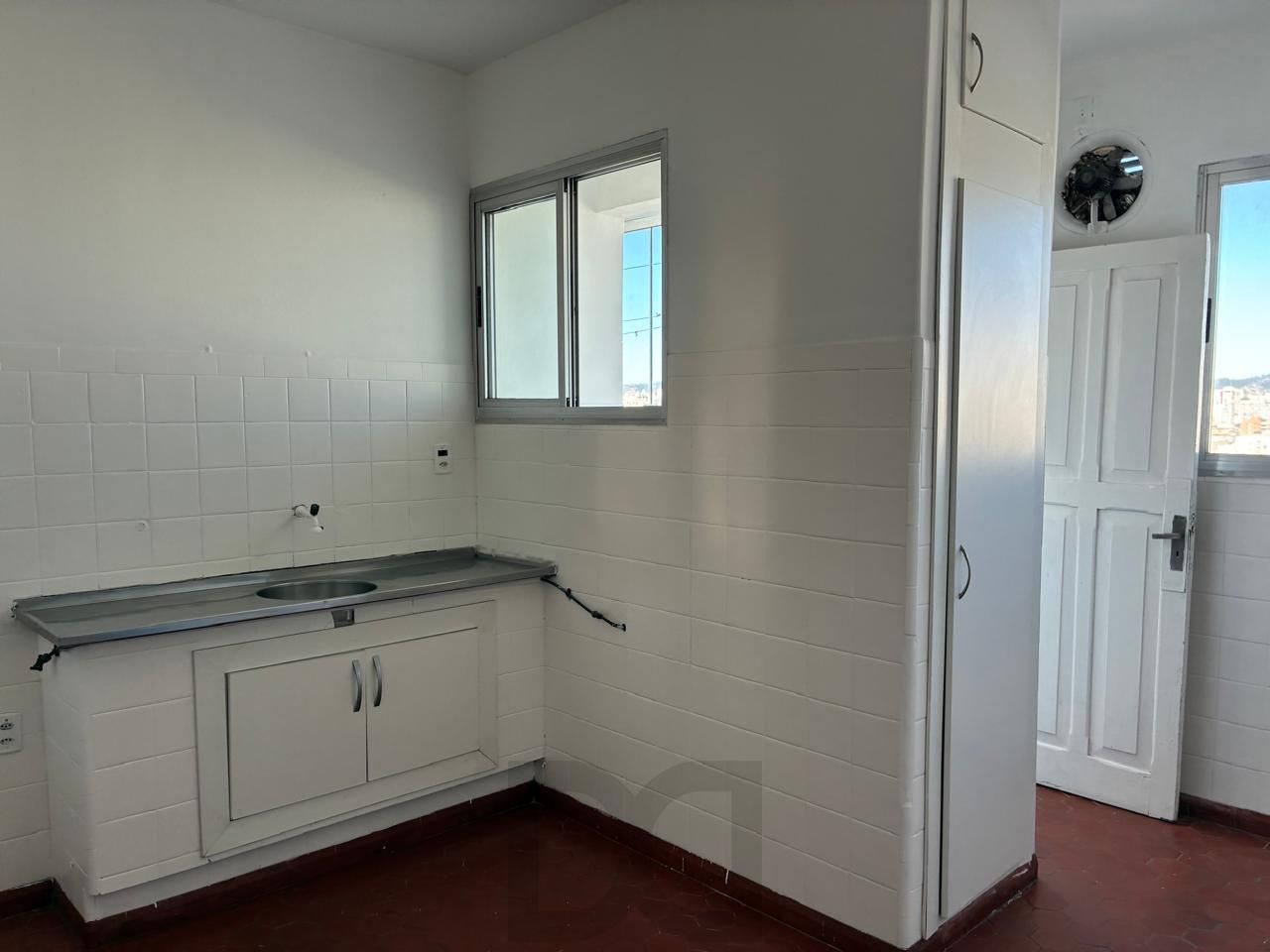 AMPLO APARTAMENTO DE 3 DORMITÓRIOS NA CIDADE BAIXA — foto 24