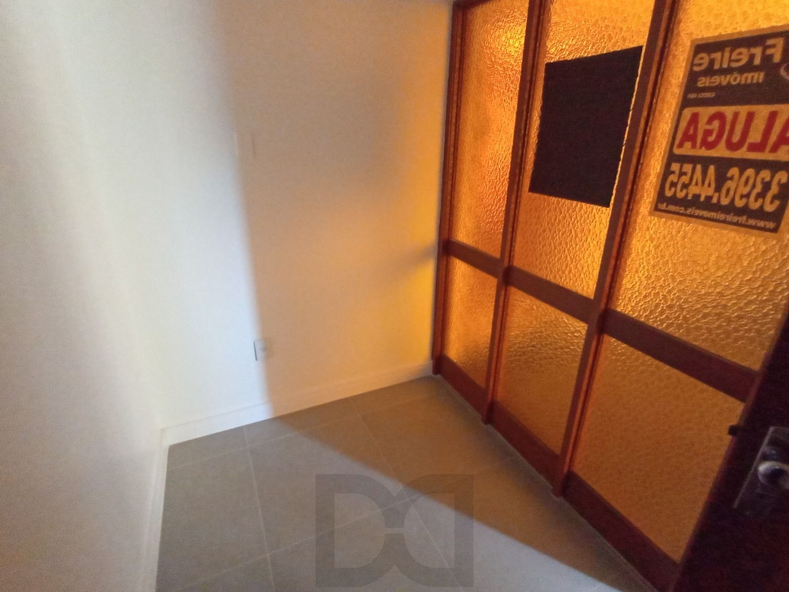 Excelente oportunidade!!! Sala Comercial no coração do Menino Deus!! Toda estrutura por apenas R$ 140.000,00!! — foto 9