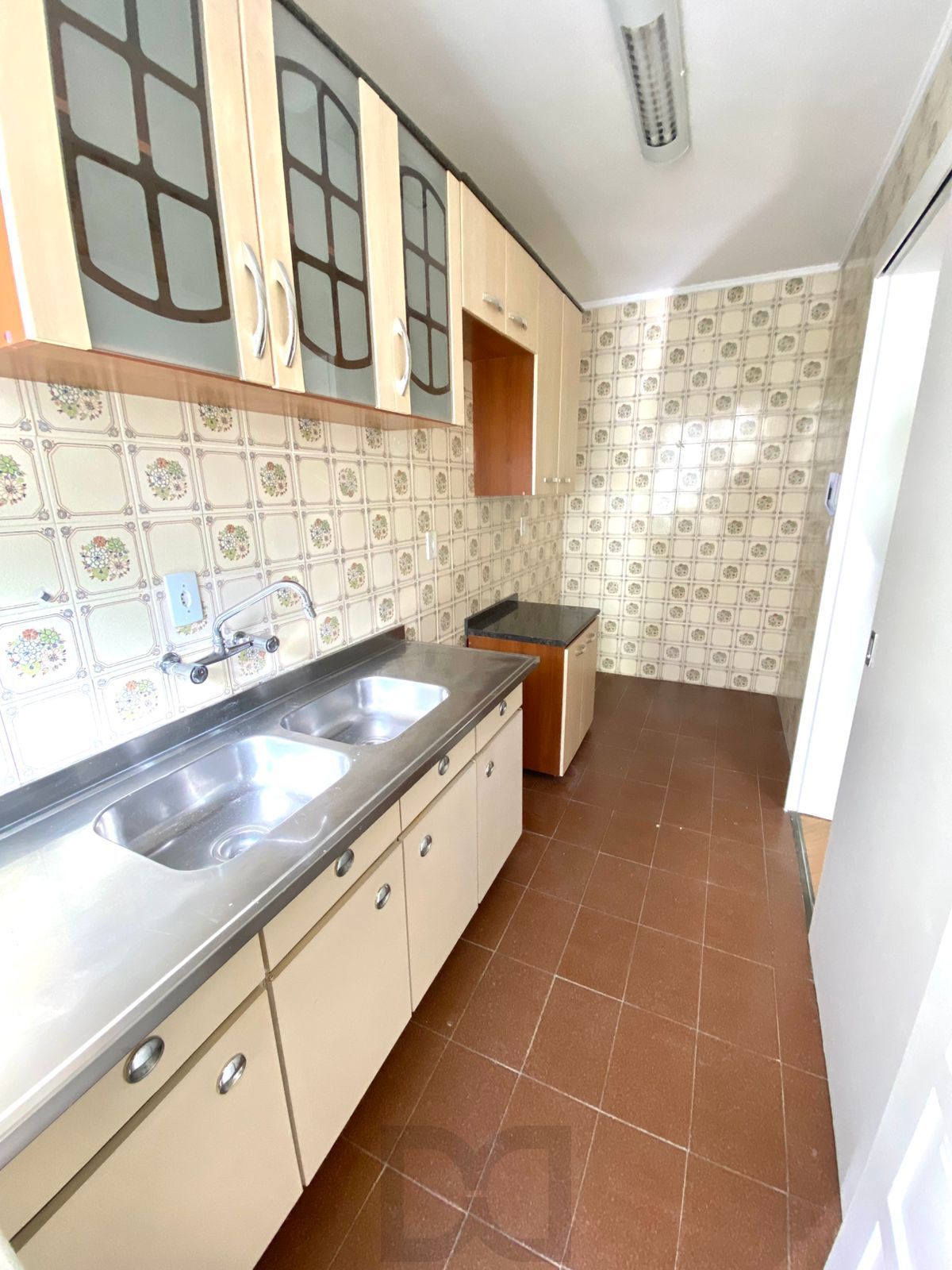 Apartamento1 dormitório, patio, vaga de garagem predio com elevador Menino Deus — foto 9