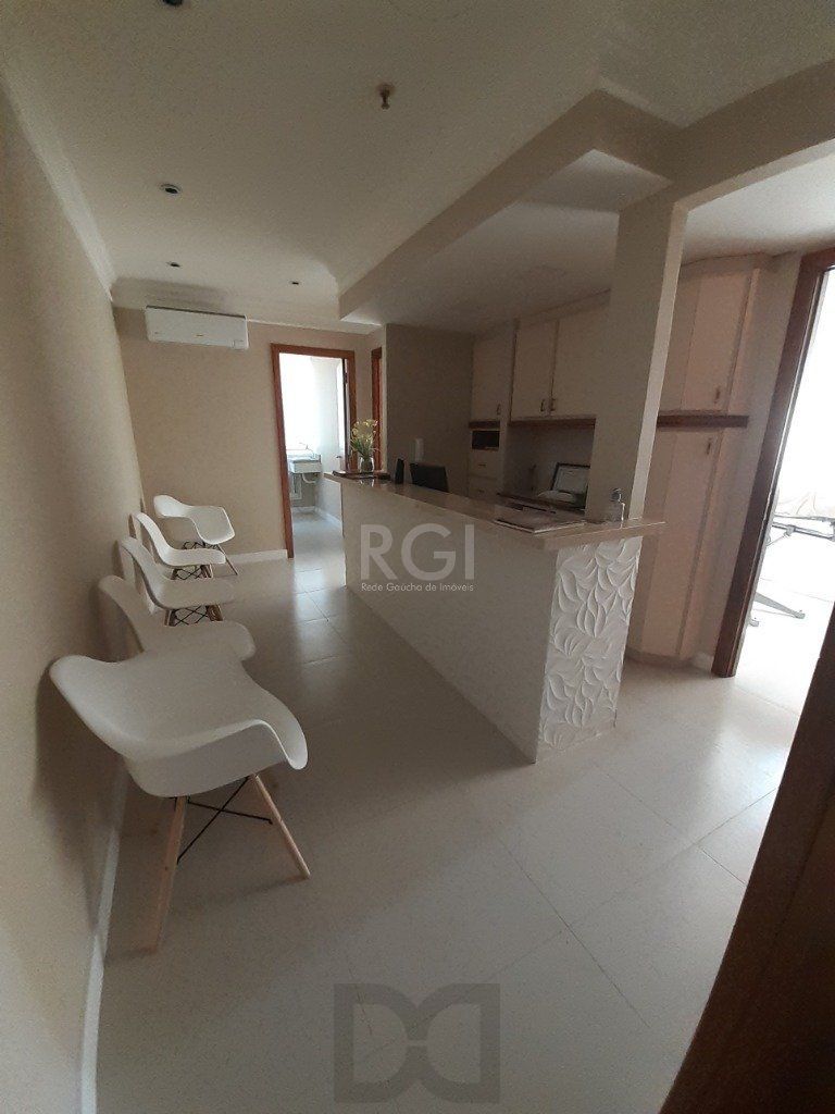 Conjunto/Sala para Venda - 104.28m², 0 dormitórios, 2 vagas - Menino Deus — foto 2