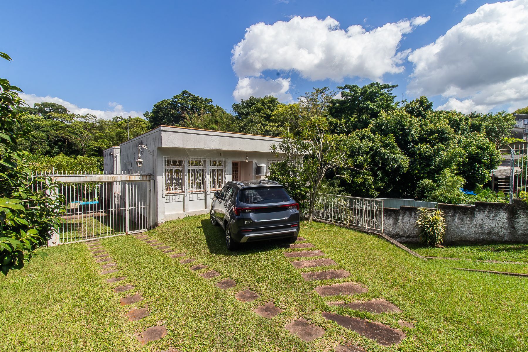 3 Dormitórios, com lareira, churrasqueira e piscina — foto 38