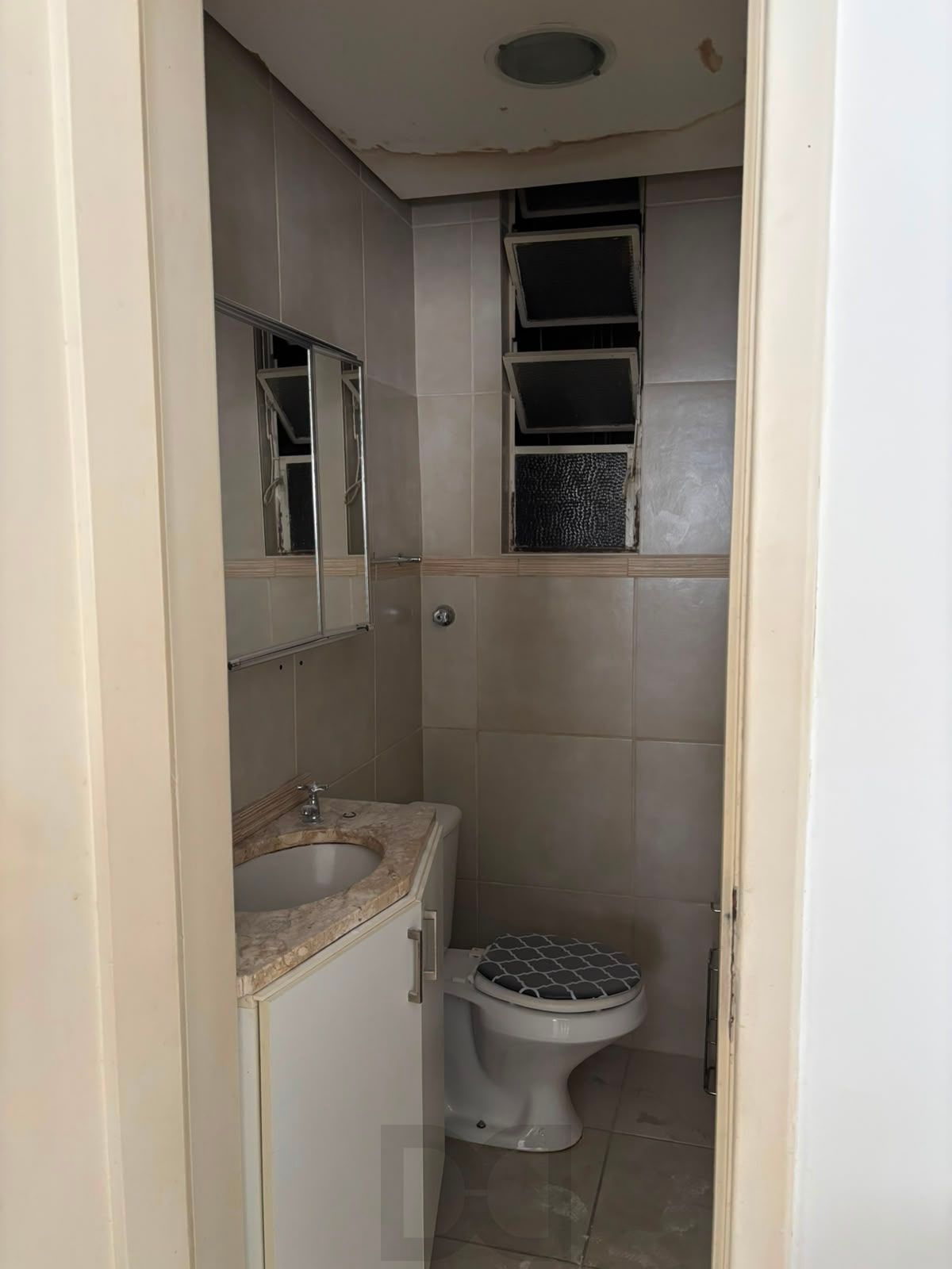 Não Perca!!! Excelente Conjunto Comercial no Centro de Porto Alegre!!! Valor exclusivo de R$ 185.000,00!!! — foto 10