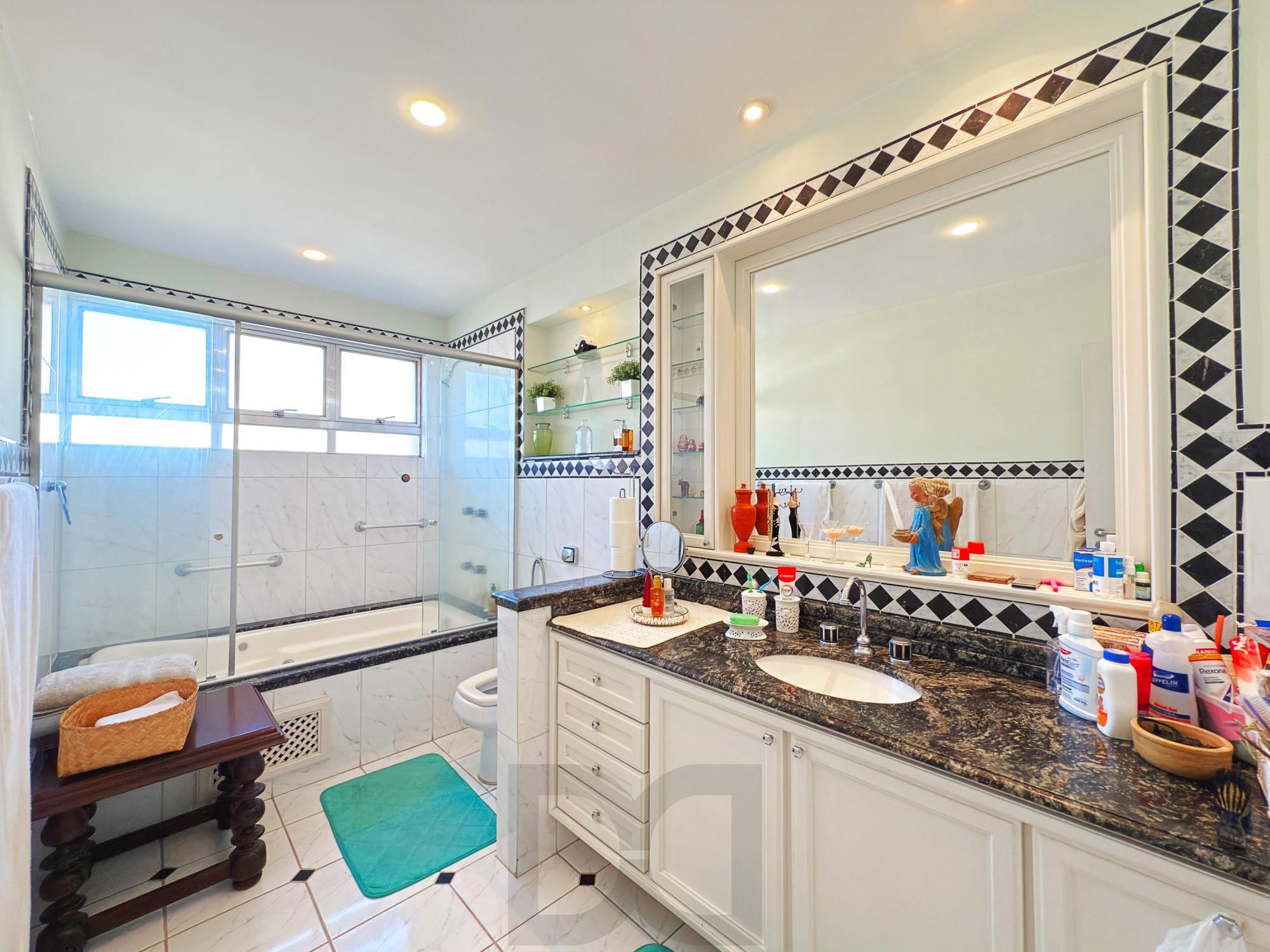 231,8 m², 3 dormitórios com suíte, 1 vaga — foto 34