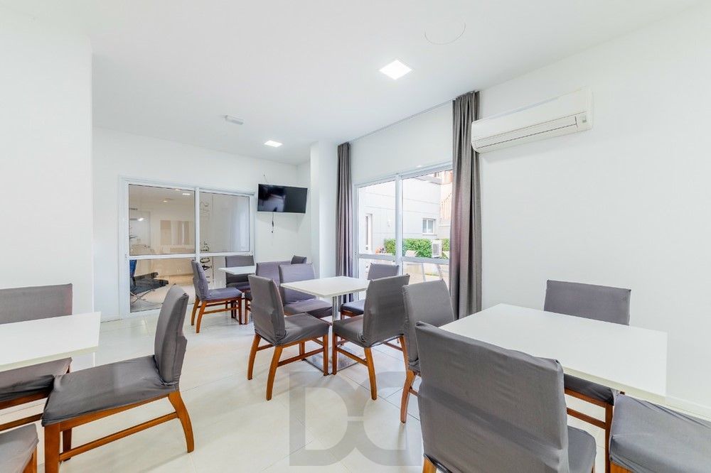 Apartamento no Menino Deus, 2dormitórios e 2 vagas por 450mil — foto 3