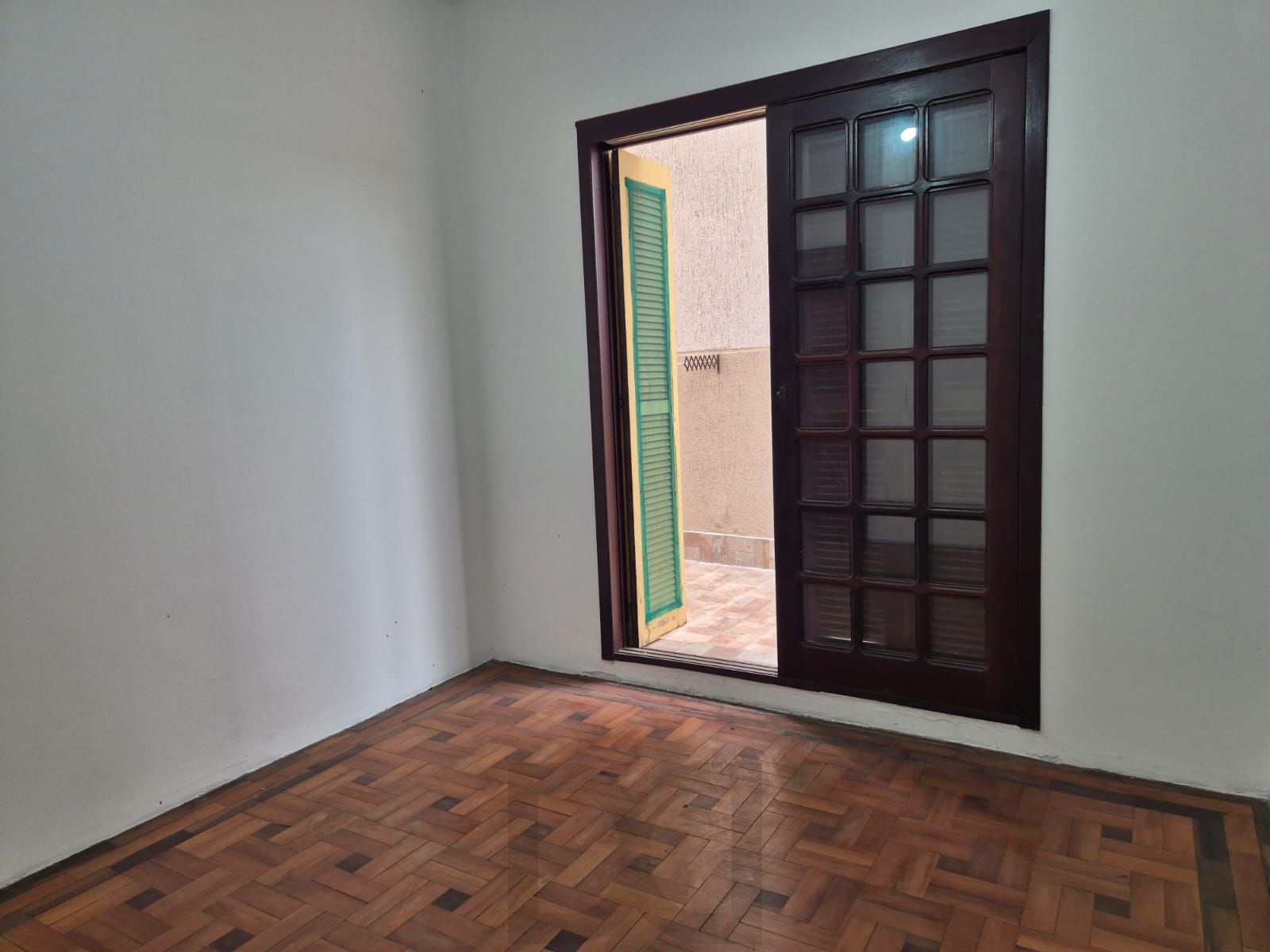 Térreo com pátio — foto 6