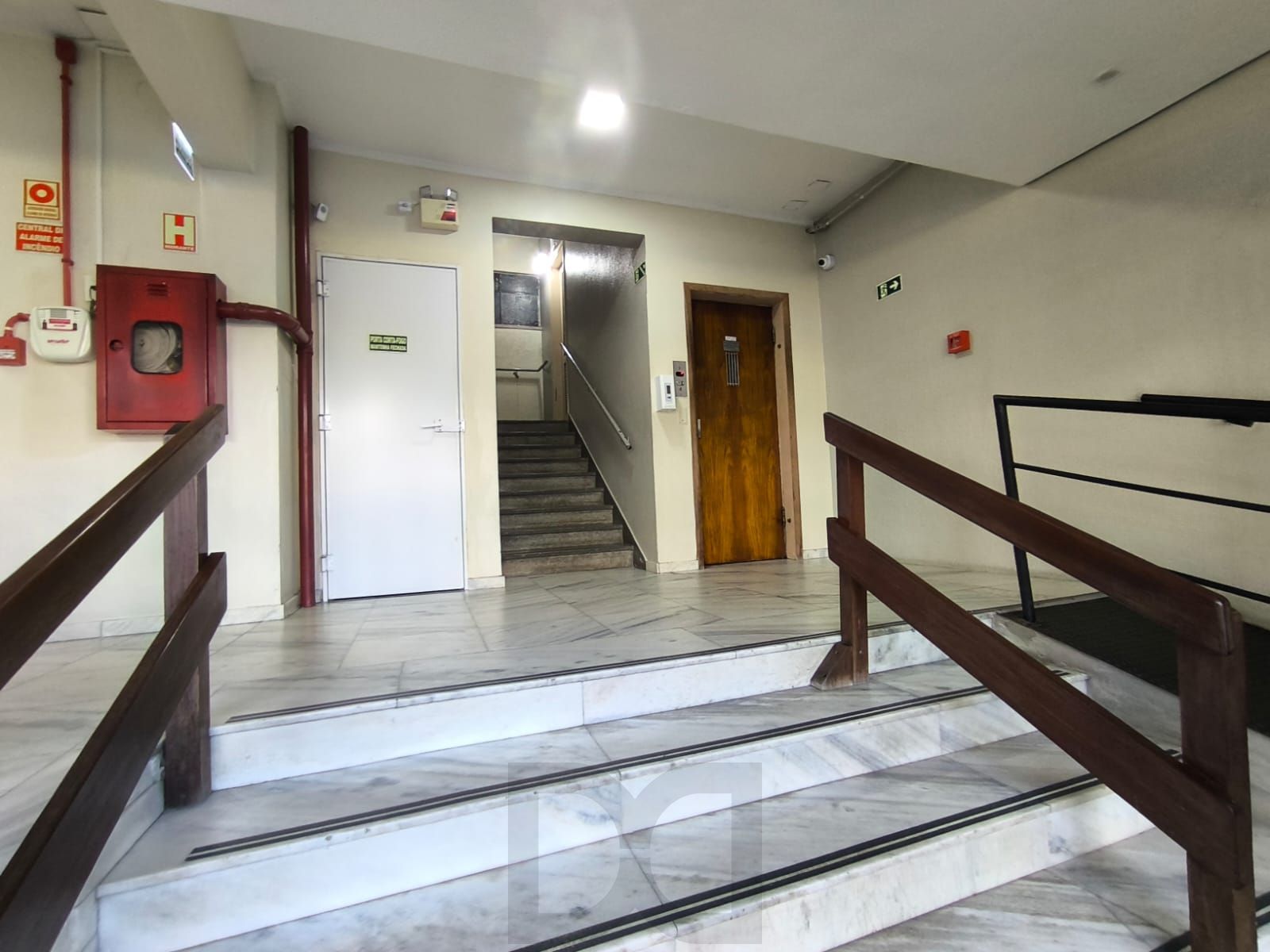 Apartamento 02 dormitórios, av, Ipiranga, Menino Deus — foto 18