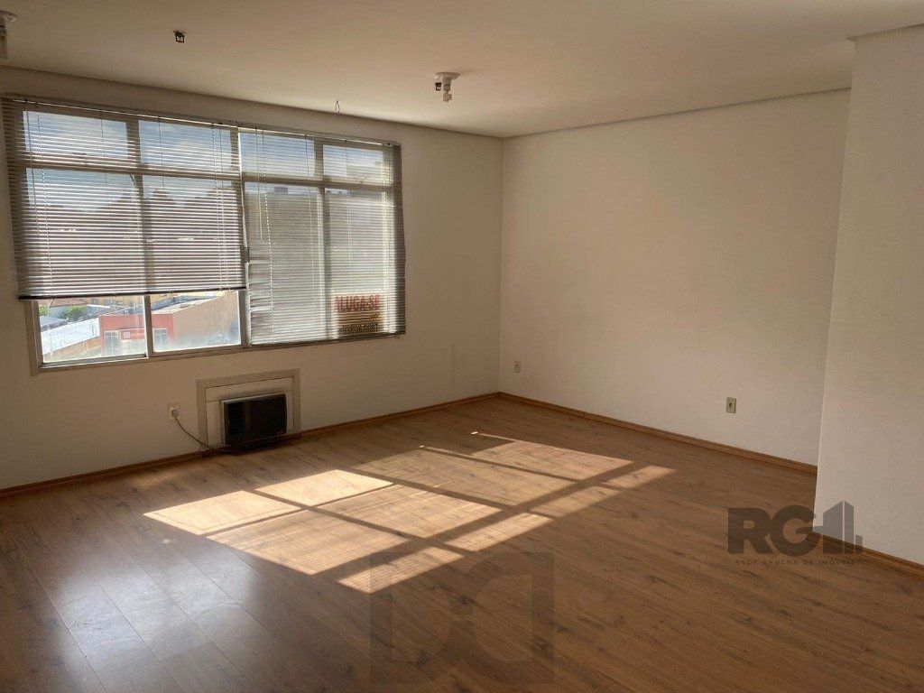 SALA - 32,00 m² -MENINO DEUS — foto 2