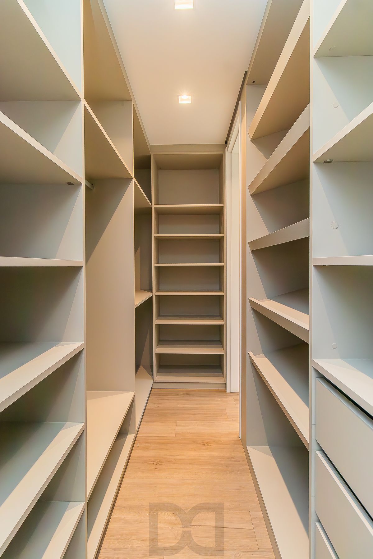 APARTAMENTO 2 D (um suíte) 80,45m² - 1 vaga simples descoberta- MENINO DEUS — foto 51